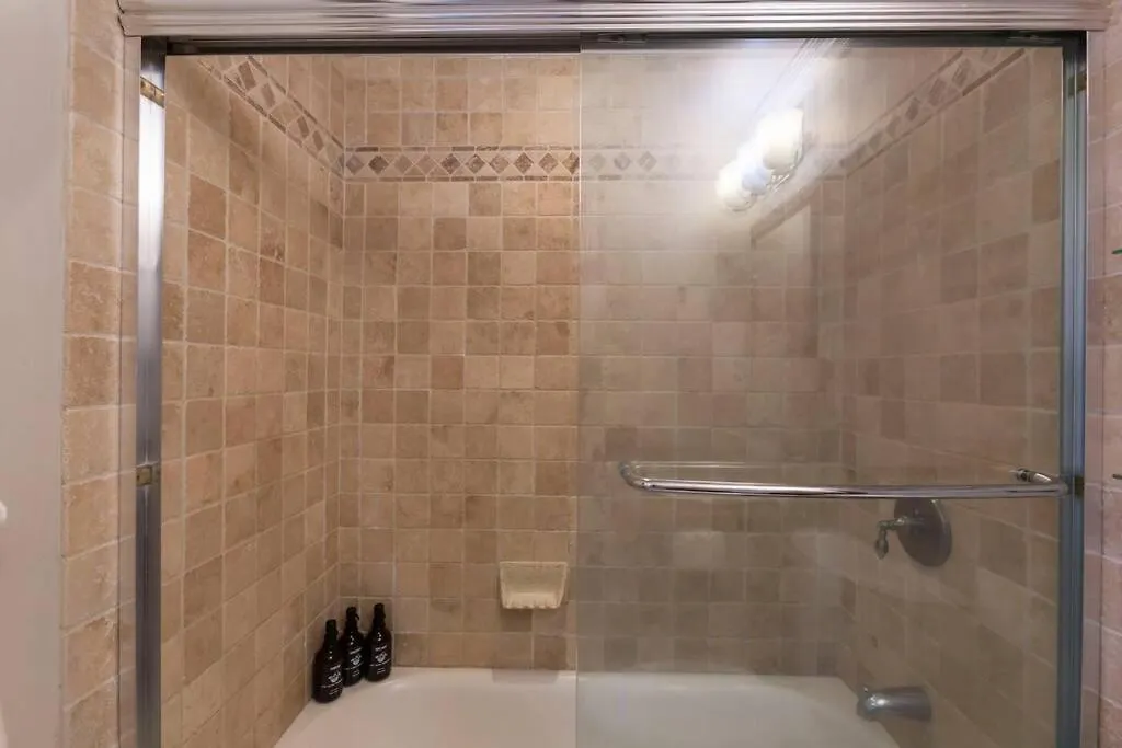 Menehune Shores 218- Updated Prime Oceanfront 3 Bedroom At Menehune Shores Kihei 0*,